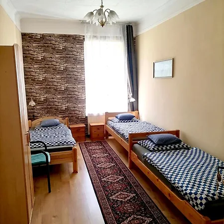 Apartament Elmeny Vendeghaz