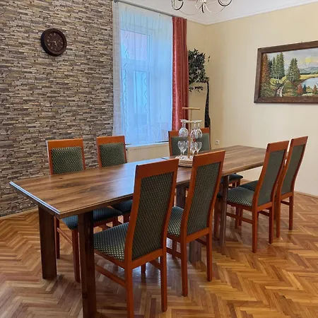 Apartament Elmeny Vendeghaz *