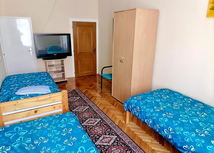 Elmeny Vendeghaz Apartament *